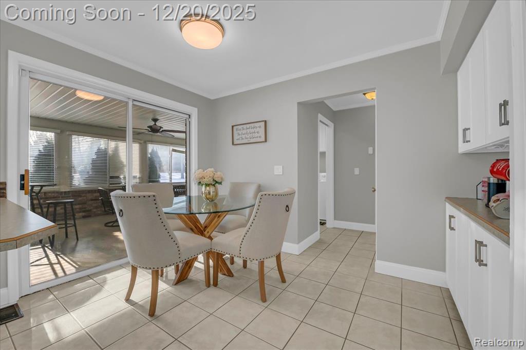 518 Charing Cross Drive, Grand Blanc, MI 48439 — Photo 18