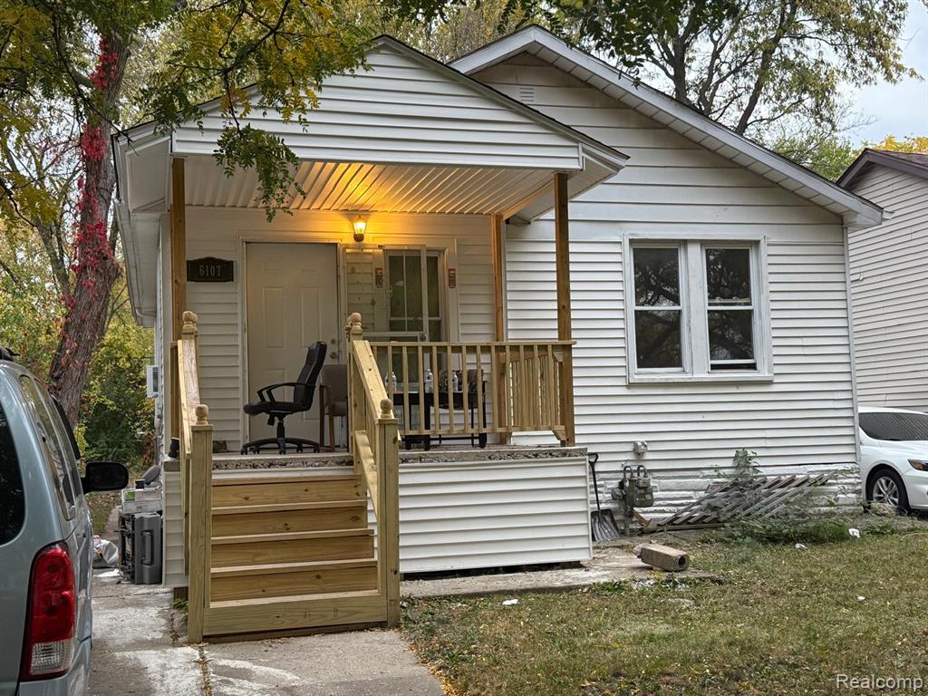 6107 Auburn, Detroit, MI 48228 — front exterior