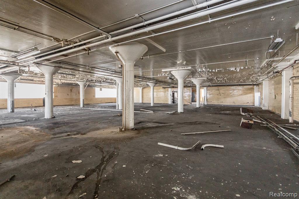 2600 E Grand Boulevard, Detroit, MI 48211 — Photo 14