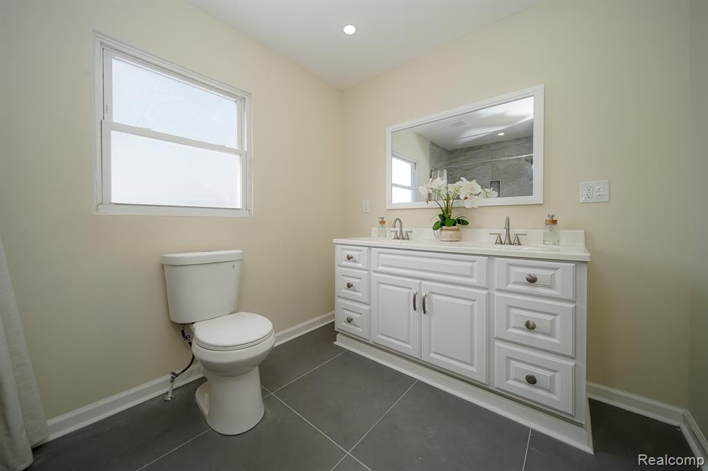 5911 Audubon Road, Detroit, MI 48224 — Photo 37