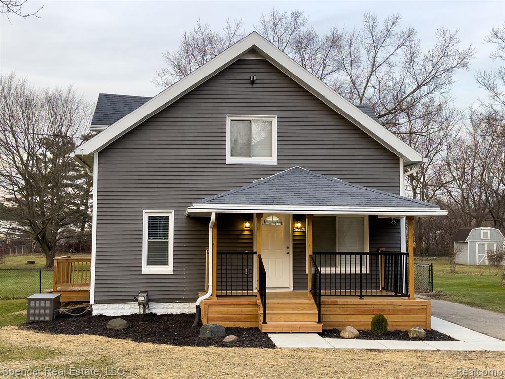 6596 MAPLE Drive, Clarkston, MI