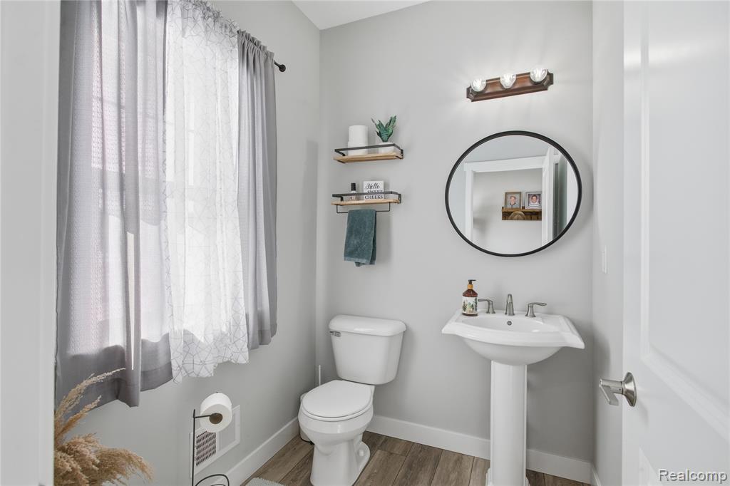 6275 Summerbrooke Circle, Fowlerville, MI 48836 — Photo 10