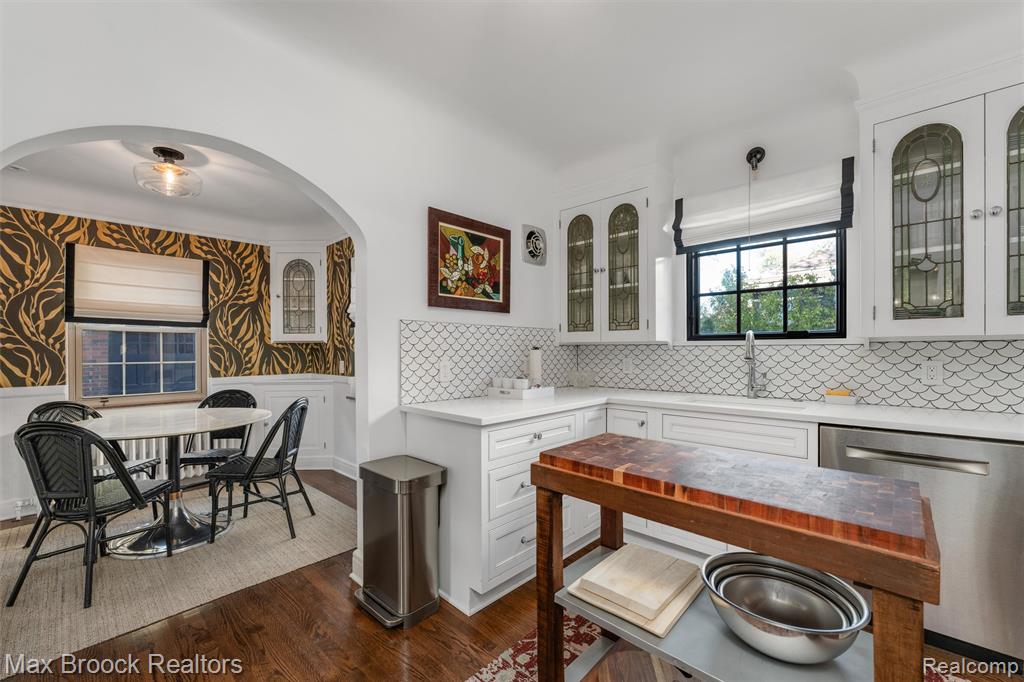 1425 Bedford Road, Grosse Pointe Park, MI 48230 — Photo 17