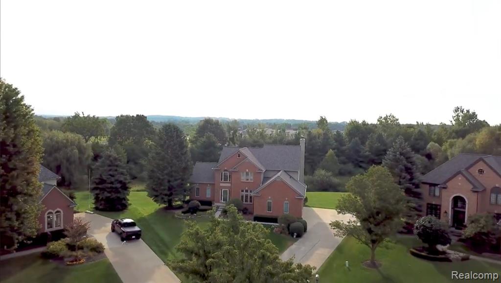 858 WOODSIDE Court, Lake Orion, MI — Photo 37
