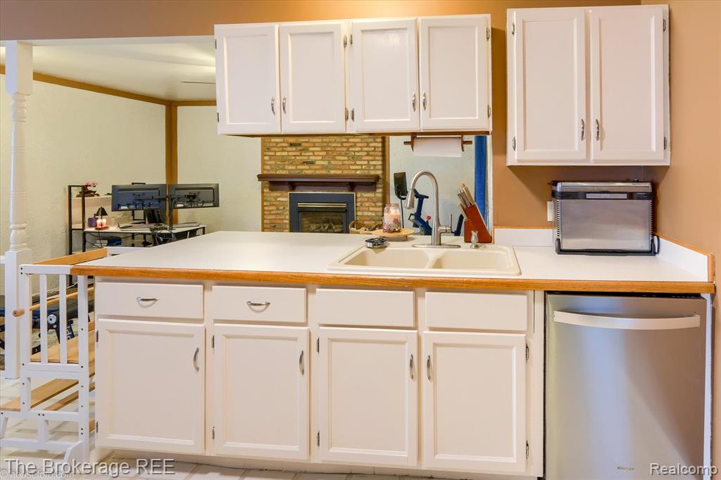 5506 Canonsburg Road, Grand Blanc, MI 48439 — Photo 18
