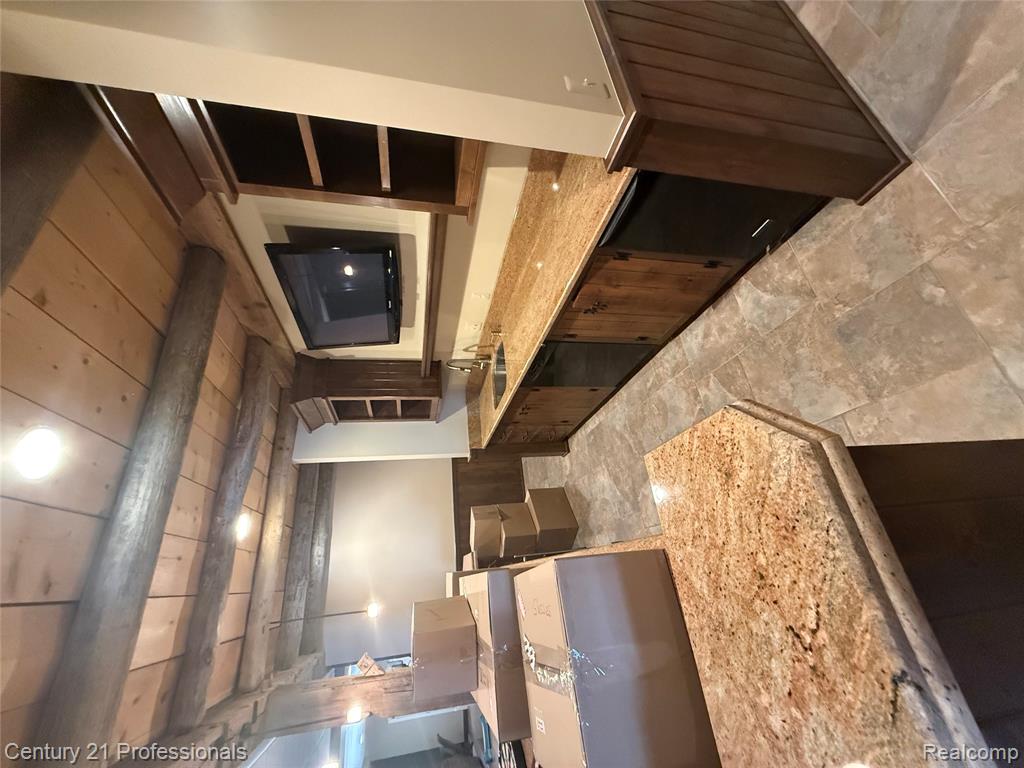7717 Somerhill Lane, Clarkston, MI 48348 — Photo 35