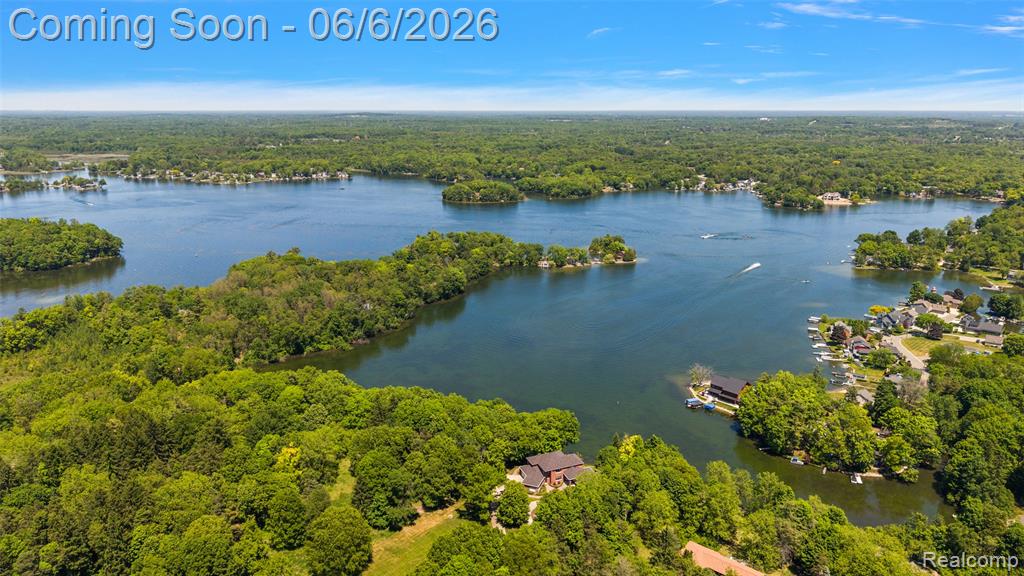 781 Windy Fields Court, Leonard, MI 48367 — Photo 27