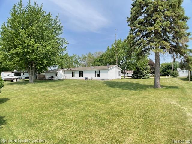 2538 Parrott Street, Deckerville, MI 48427 — Photo 13