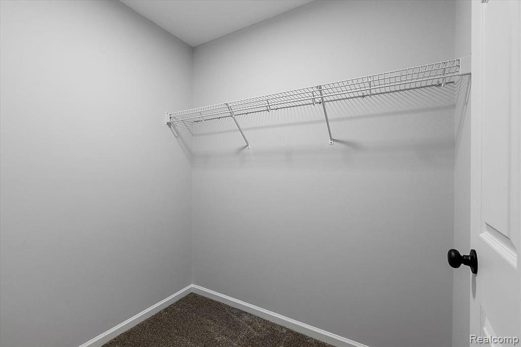 5390 Plantation Drive, Commerce Twp, MI 48382 — Photo 47