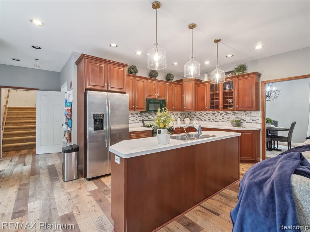 18364 WALNUT Lane, Gregory, MI 48137 — Photo 12