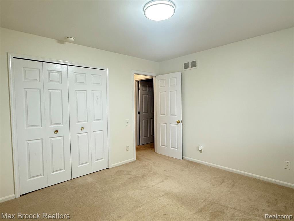 42720 Sheldon Place, Clinton Twp, MI 48038 — Photo 10