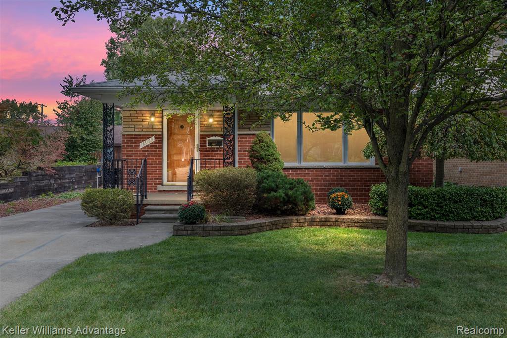 3979 Grindley Park Street, Dearborn Heights, MI 48125 — front exterior