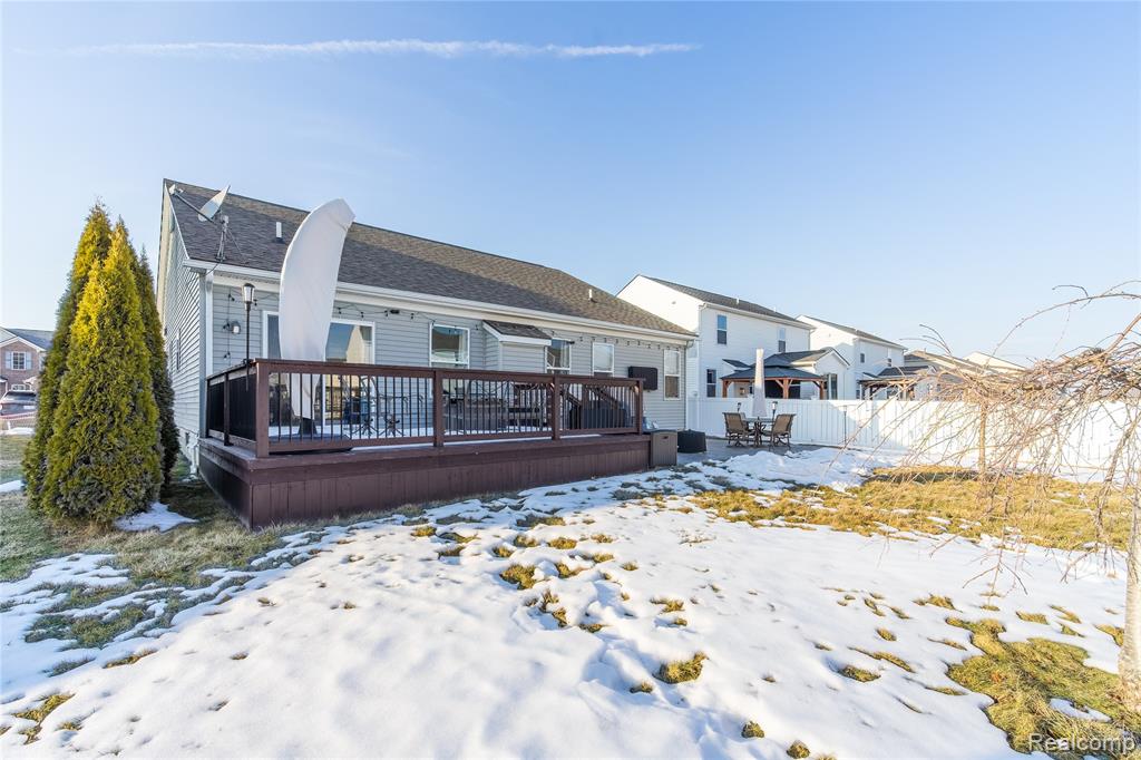 9054 Rock Harbor Drive, Newport, MI 48166 — Photo 49
