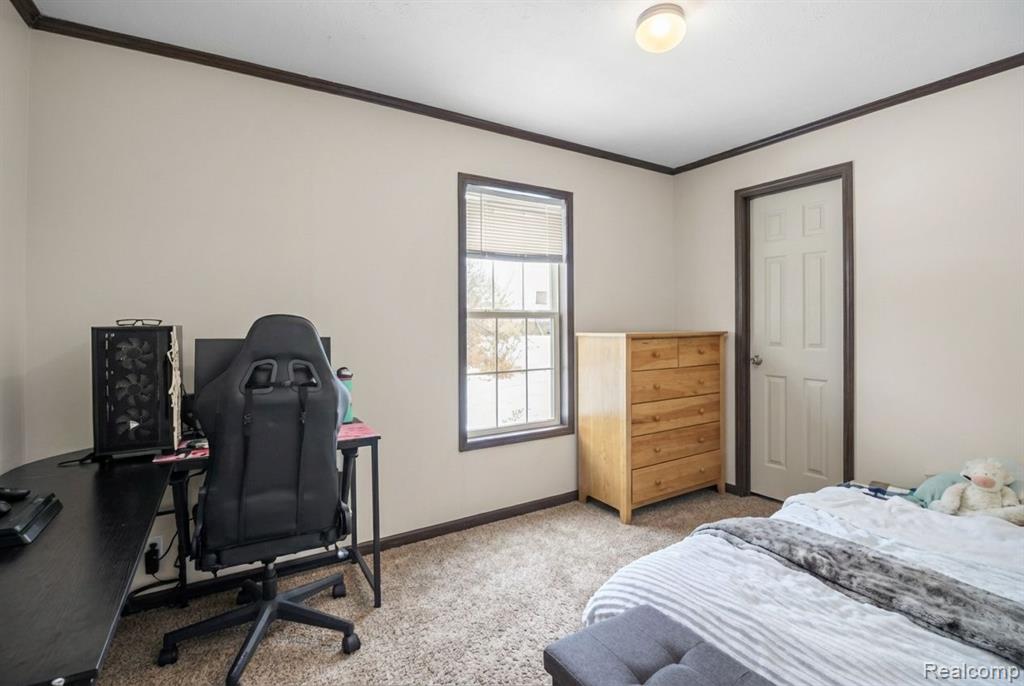 29400 Meadow, Gibraltar, MI — Photo 16