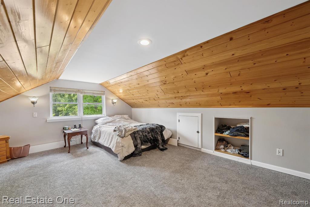 8921 Lake Road, Grosse Ile, MI 48138 — Photo 23