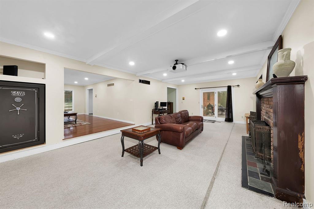 982 LANGLEY Road, Rochester Hills, MI 48309 — Photo 13