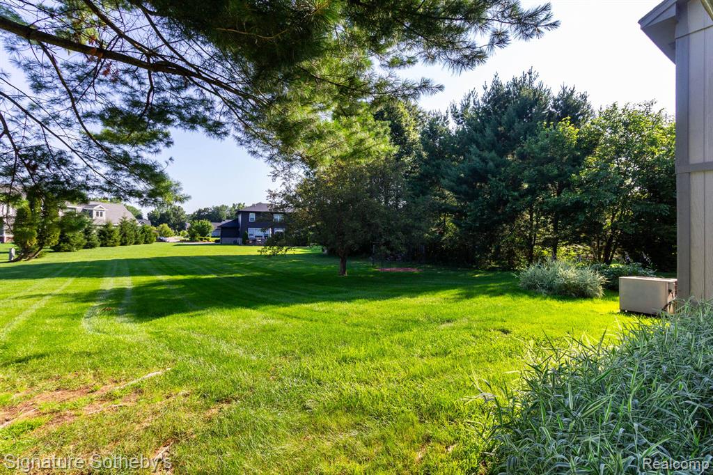 4086 Cherry Garden Drive, Commerce Twp, MI 48382 — Photo 38