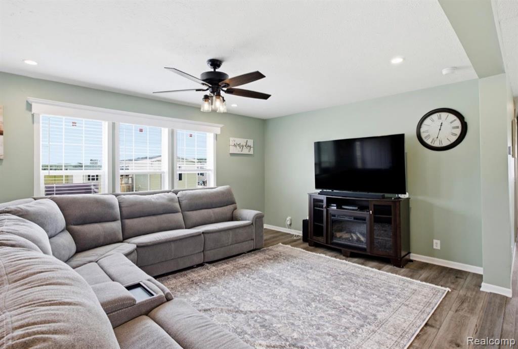 287 Rosebud Court, Port Huron, MI 48060 — Photo 6