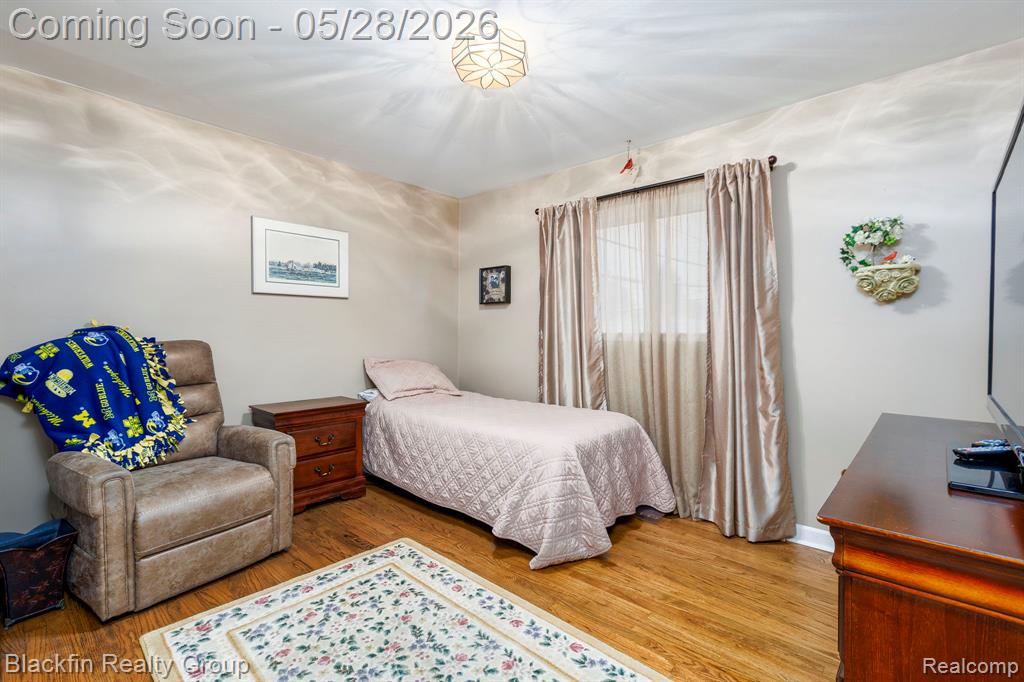 430 N Batchewana Street, Clawson, MI — Photo 17