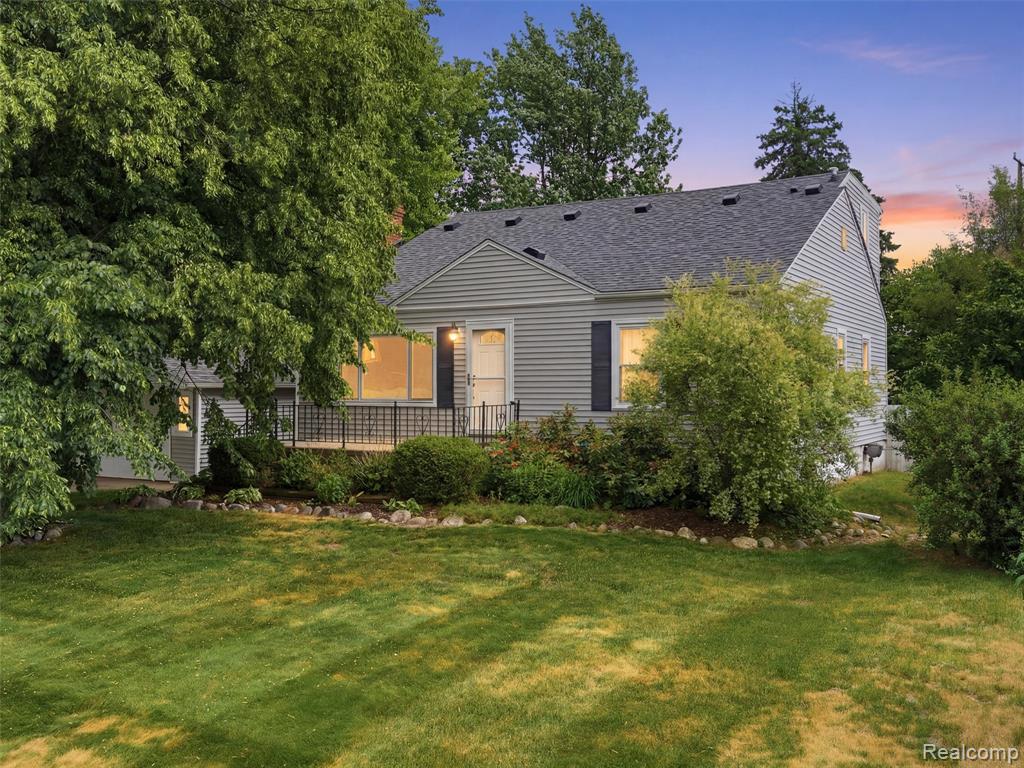 7790 Powers Court, Utica, MI 48317 — Photo 35