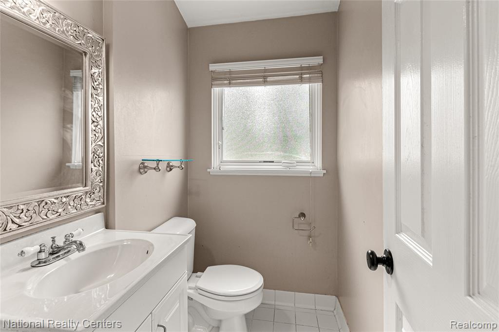 4303 Auburn Drive, Royal Oak, MI 48073 — Photo 13