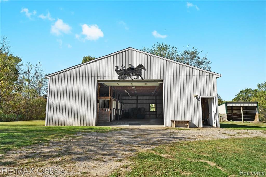 10979 Milford Road, Holly, MI 48442 — Photo 25