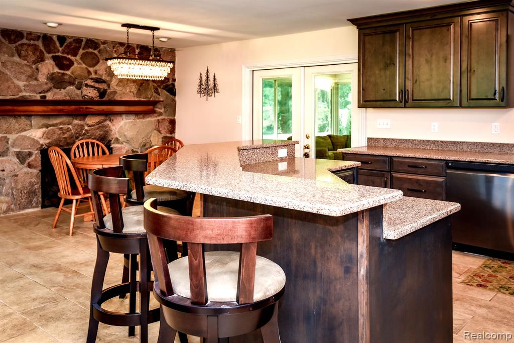 9245 PINE KNOB Road, Clarkston, MI 48348 — Photo 12
