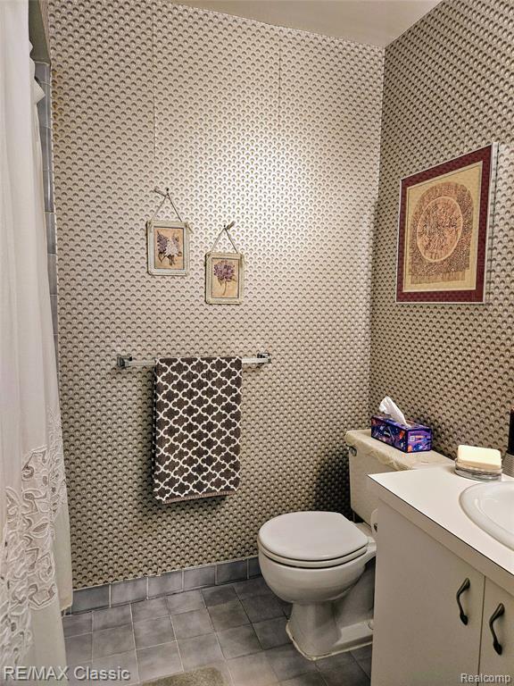 6740 Ridgefield Circle, 103, West Bloomfield, MI — Photo 23