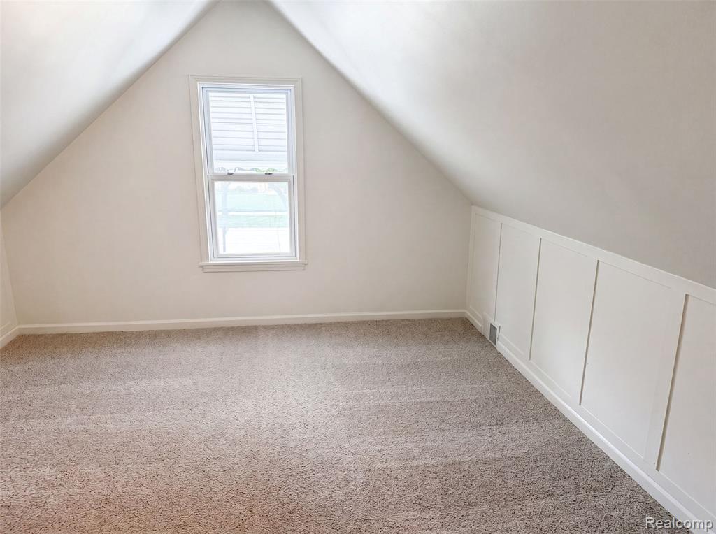 5456 Northlawn Drive, Sterling Heights, MI 48310 — Photo 11