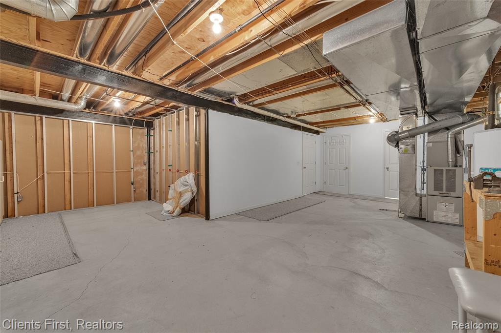 46509 Killarney Circle, Canton, MI 48188 — Photo 43