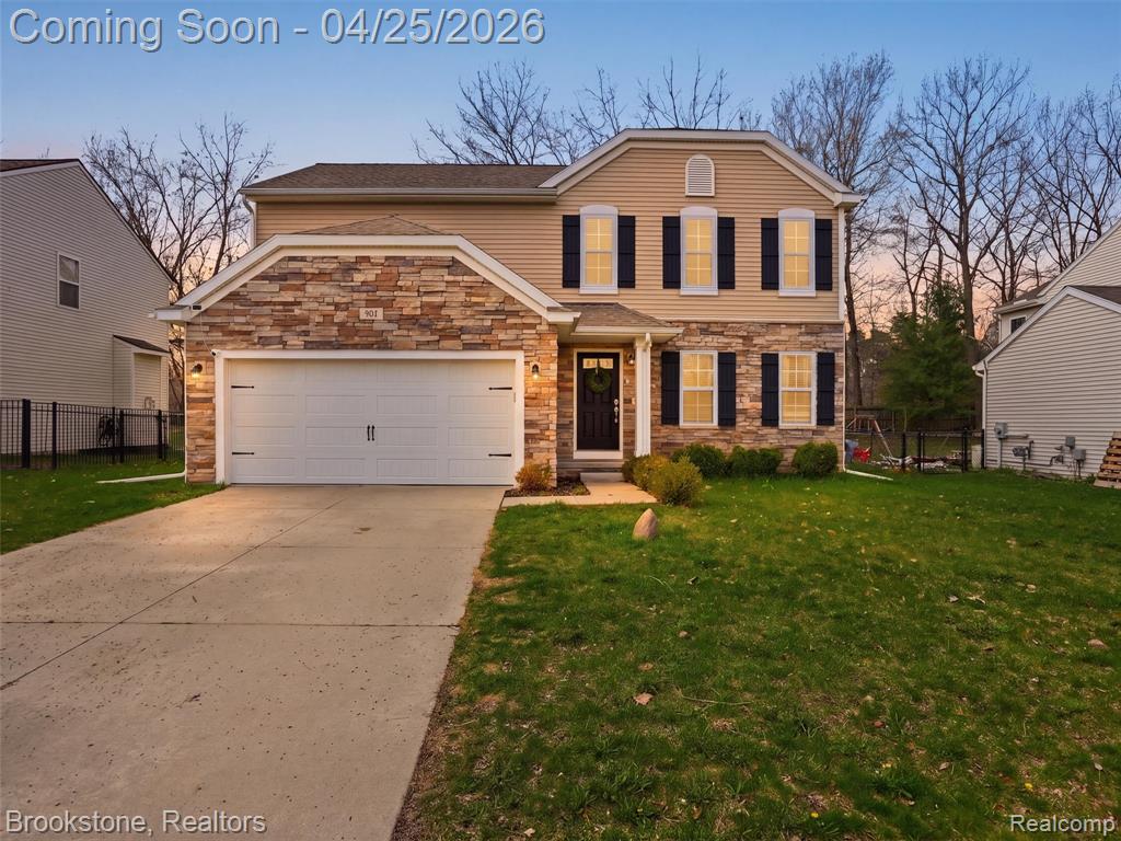 402 Ridgewood Drive, Ortonville, MI 48462 — front exterior