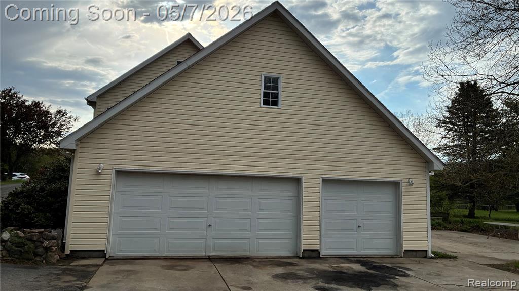 5081 Vines Road, Howell, MI 48843 — Photo 5