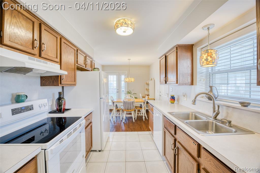 24615 Park Terrace Drive, Harrison Township, MI — Photo 13