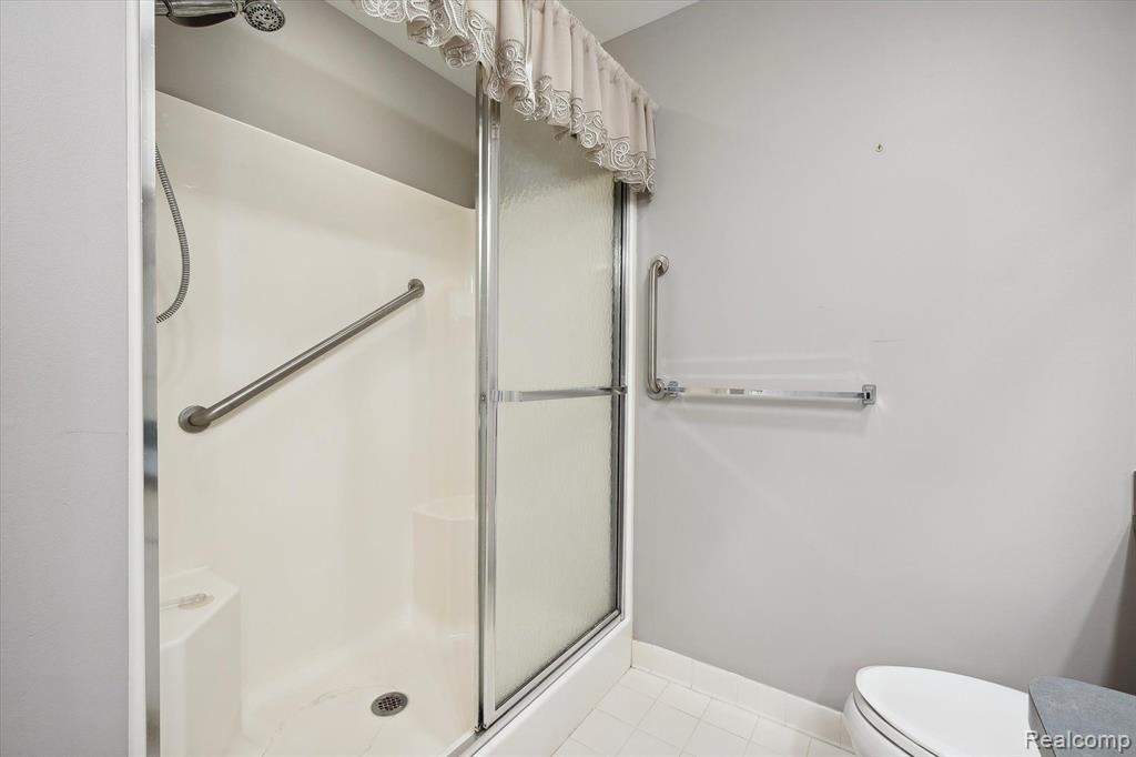 42279 BAYBERRY, Clinton Twp, MI 48038 — Photo 20