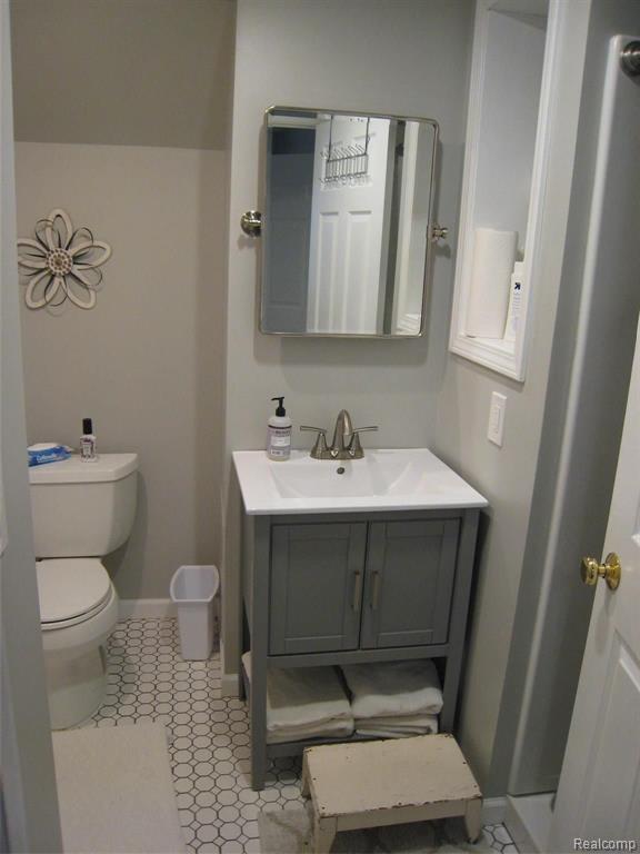 4936 CARRINGTON Drive, Rochester, MI 48306 — Photo 21