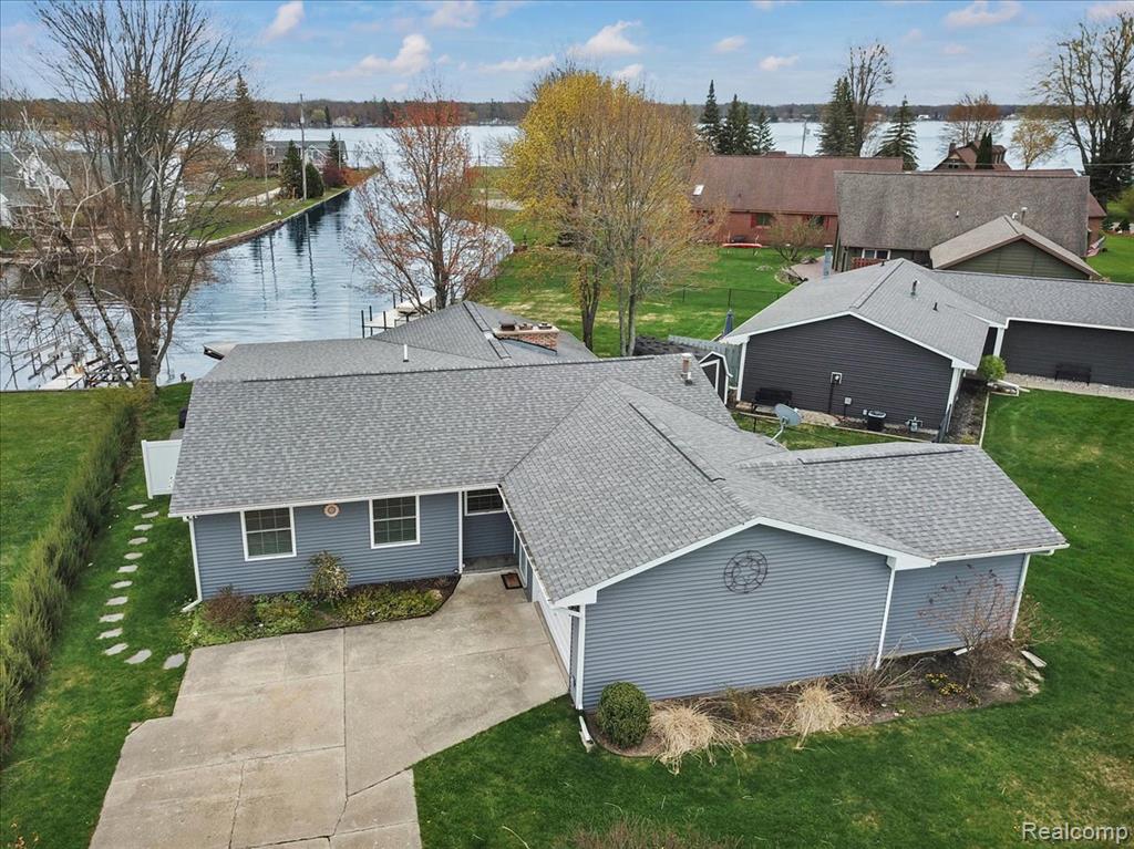 131 Bryan J Drive, Houghton Lake, MI 48629