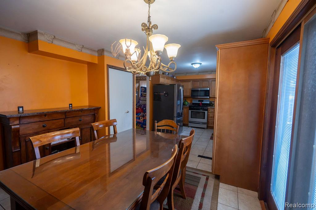 19495 Wherle Drive, Riverview, MI 48193 — Photo 11