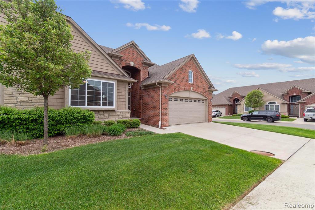 5104 Hawkseye Trace, Warren, MI 48092 — Photo 2