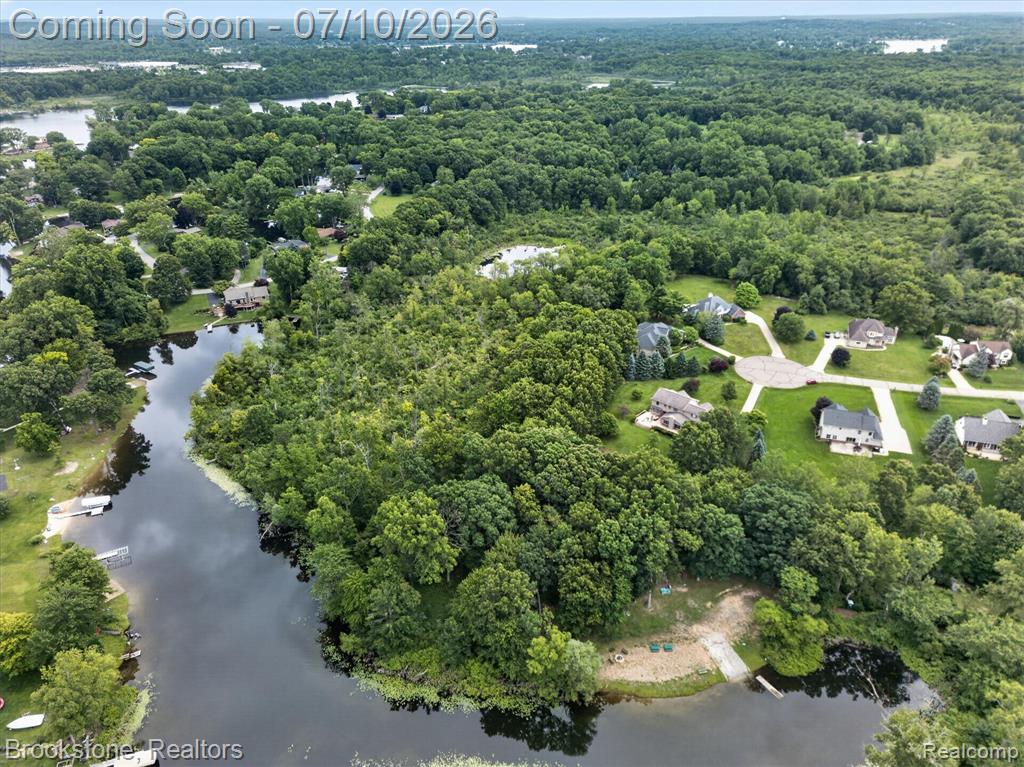 1330 Corey Cove, White Lake, MI 48383 — Photo 55