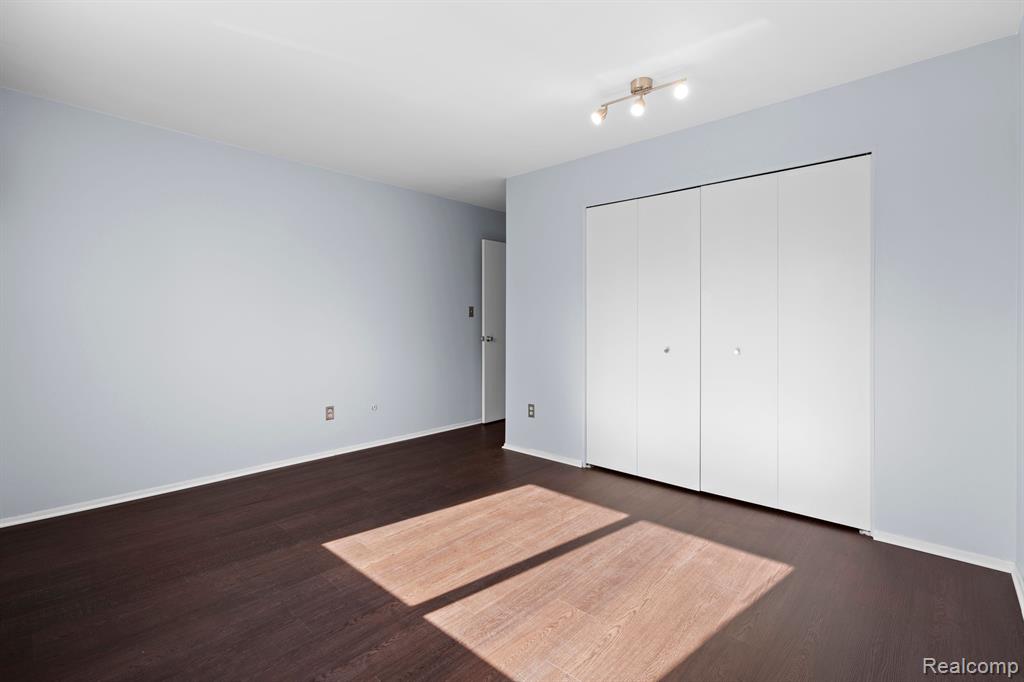 7350 N INKSTER Road, 108, Dearborn Heights, MI 48127 — Photo 16