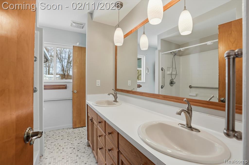 966 Nancy Ann Drive, Howell, MI 48855 — Photo 16