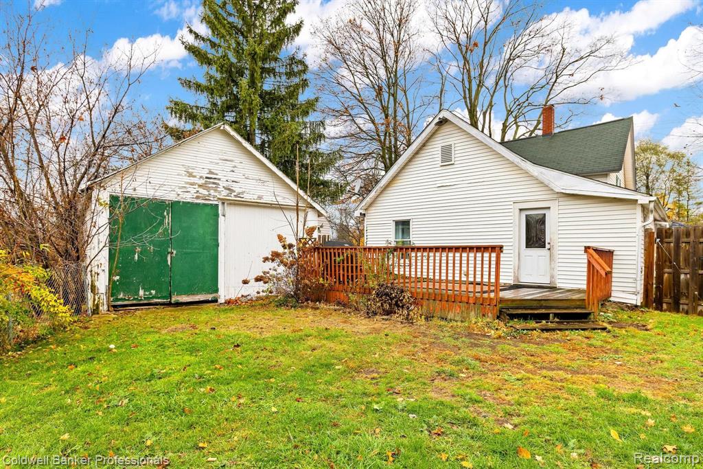 407 OAKLAND Street, Holly, MI 48442 — Photo 22