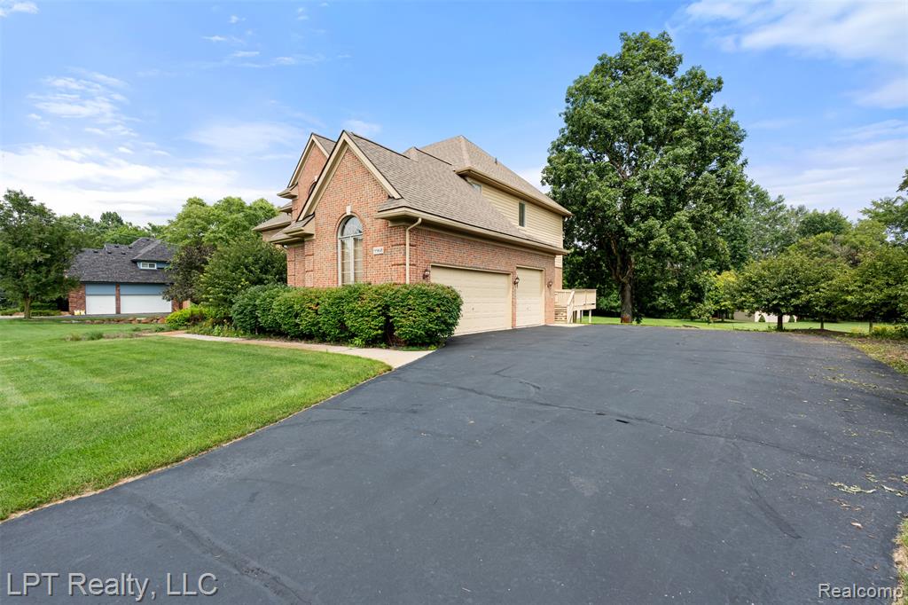 9968 Tuscany Valley Way, South Lyon, MI 48178 — Photo 5