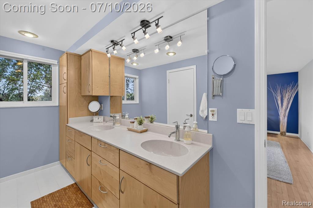 5017 Surfwood Drive, Commerce Twp, MI 48382 — Photo 39