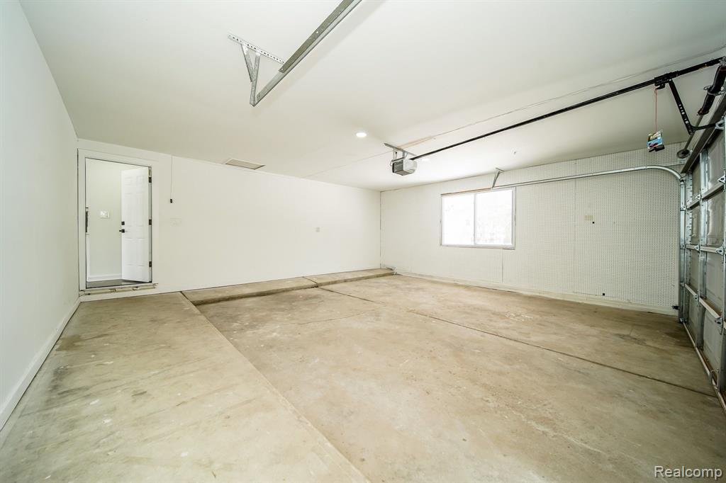 7359 SAINT AUBURN Drive, Bloomfield Hills, MI 48301 — Photo 93