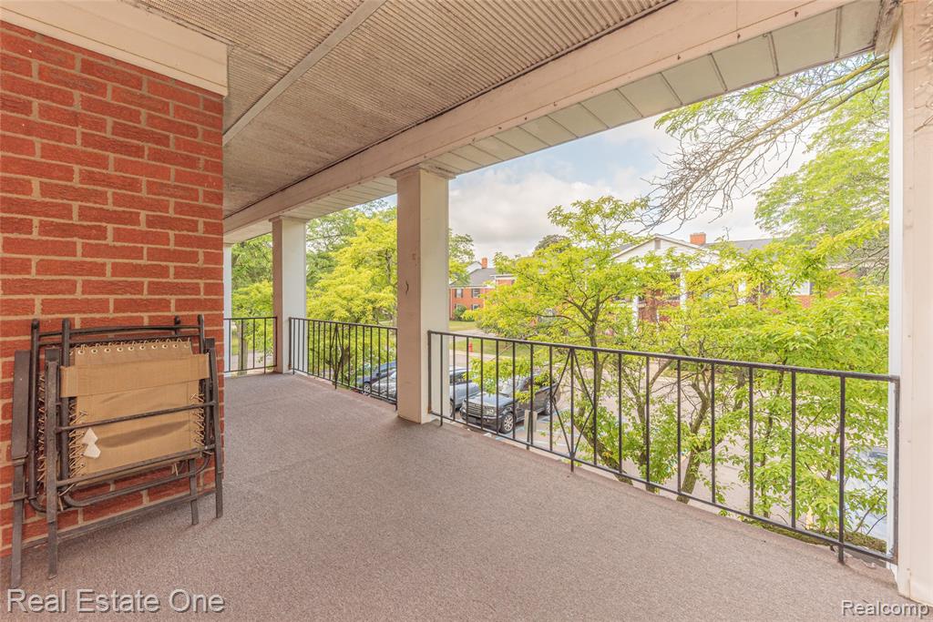 27630 W Echo Valley, 221, Farmington Hills, MI 48334 — Photo 26