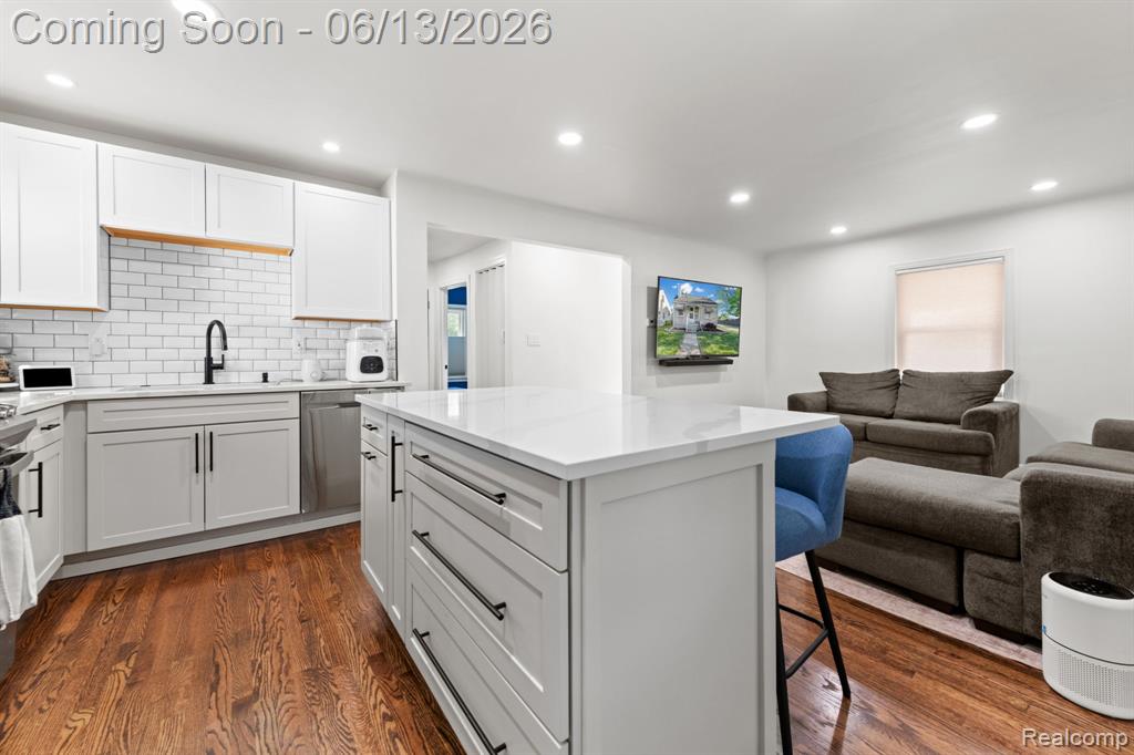 893 Ford Boulevard, Lincoln Park, MI 48146 — Photo 12