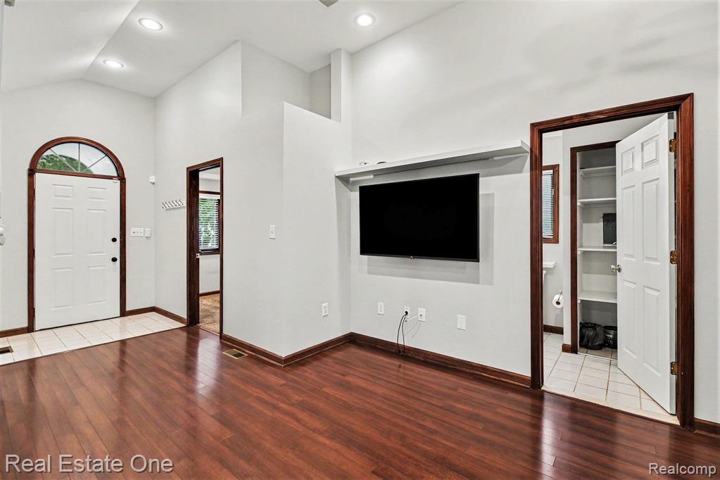 418 Austin Avenue, Royal Oak, MI 48067 — Photo 17