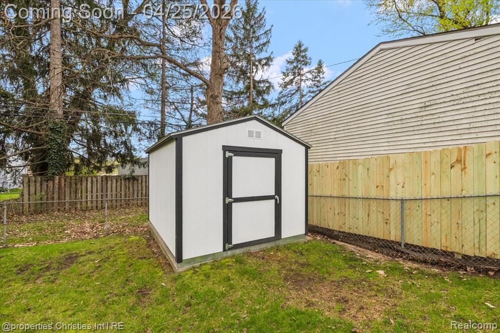 25373 Ivanhoe, Redford, MI 48239 — Photo 6