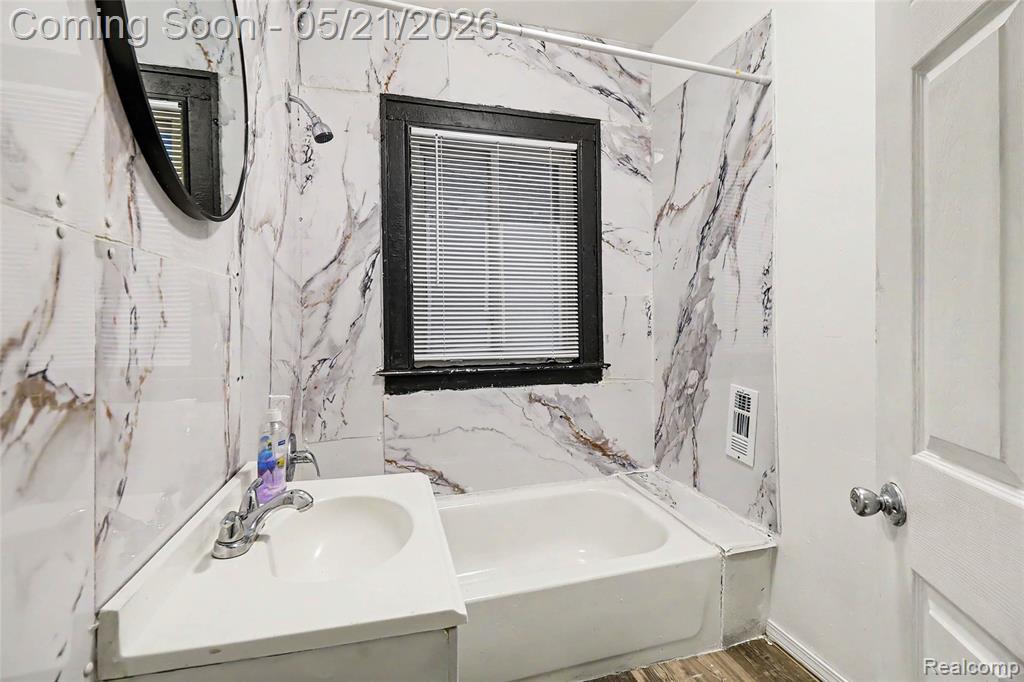 4094 W Euclid Street, Detroit, MI 48204 — Photo 17